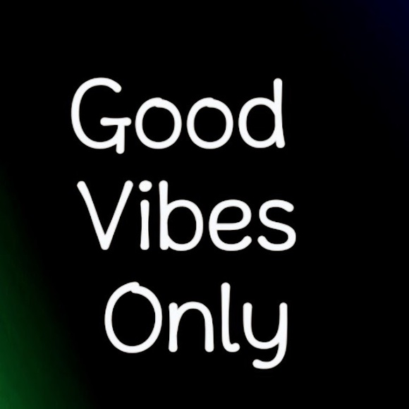 Meet your Posher, Kara - Picture 2 of 8